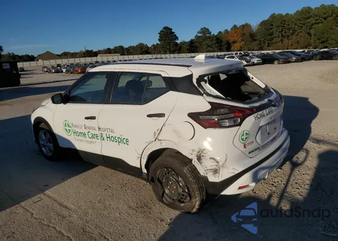 2024 Nissan Kicks S z USA, uszkodzony, nr VIN 3N1CP5BV1RL505563